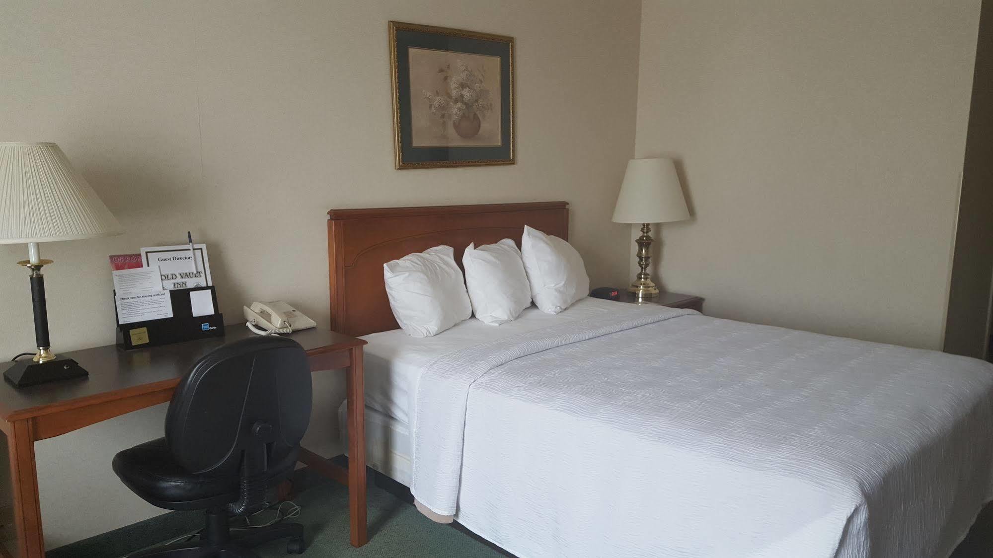 Gold Vault Hotel Radcliff